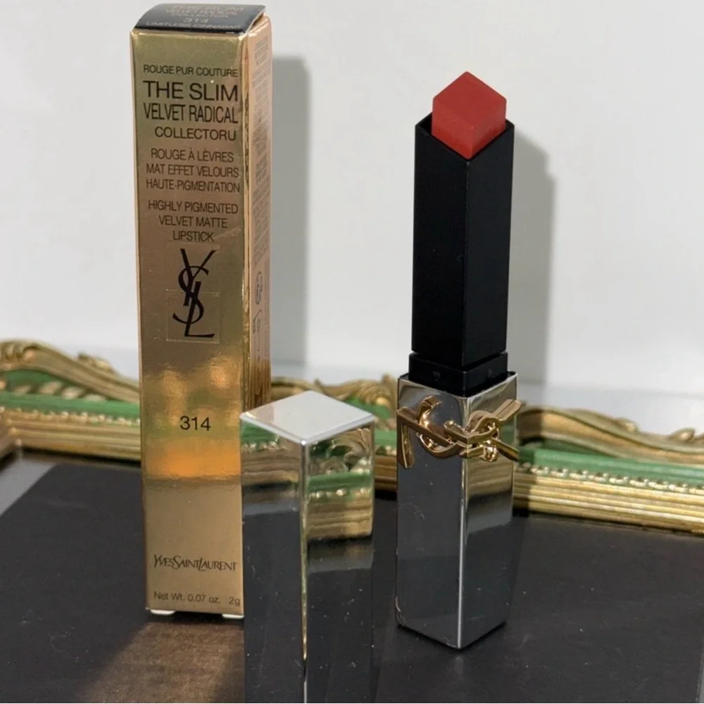 Lux Lippie 💋 - buy now! Choose your full size lip - Picture 4 of 14